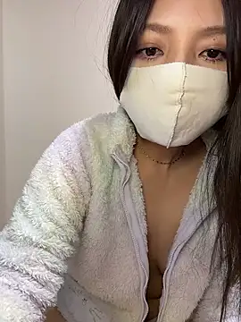 Snapshot of anchan69 chatting on 11-15-25, 10:04 anchan69 online show from 11-15-25, 10:04