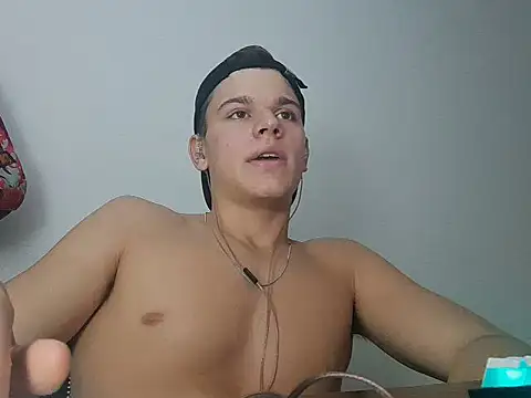 vitorsafado19 online show from 03-04-25, 05:53