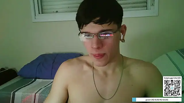 vitorsafado19 online show from 04-14-26, 01:11