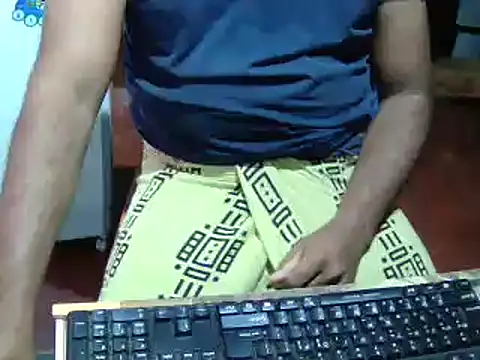 Snapshot of lolboy1234Z chatting on 11-10-25, 11:37 lolboy1234Z online show from 11-10-25, 11:37