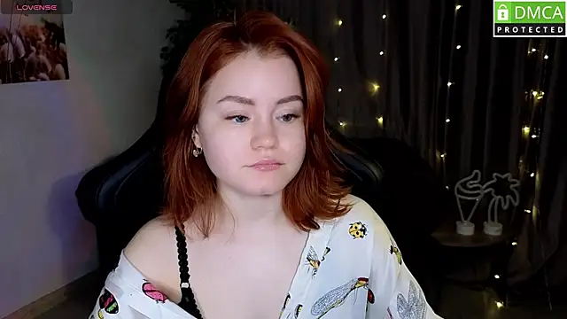 Snapshot of lu_muon chatting on 10-18-25, 01:52 lu muon online show from 10-18-25, 01:52