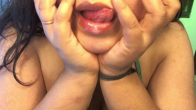 Snapshot of Gagankaur chatting on 07-13-26, 07:00 Gagankaur online show from 07-13-26, 07:00