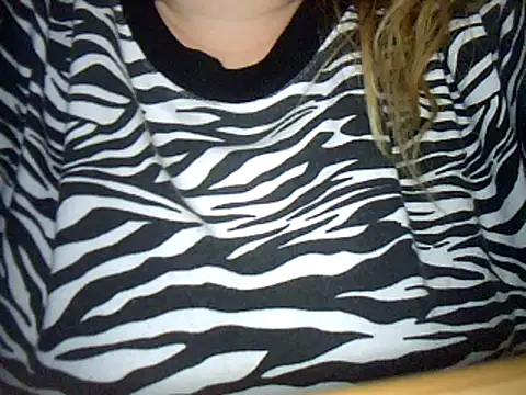 Snapshot of topina8 chatting on 01-29-25, 05:35 topina8 online show from 01-29-25, 05:35