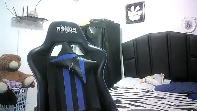 mariana0x online show from 12-15-25, 10:03