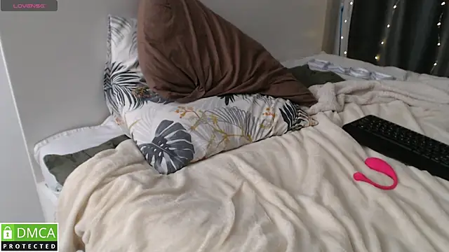 crystalyss online show from 02-07-25, 03:01