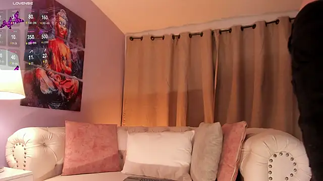 Hannah Jonhson online show from 03-22-25, 04:24