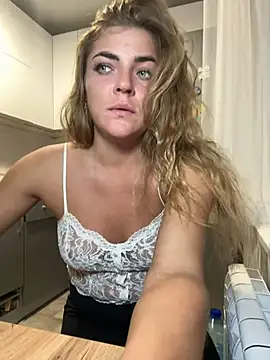 Donna Sun online show from 03-02-25, 06:40