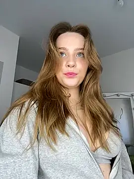 MiaM00N online show from 03-11-25, 11:01