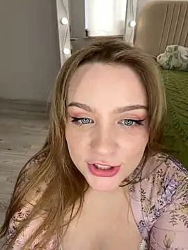 MiaM00N online show from 03-21-25, 10:28