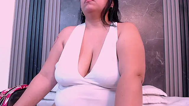 AmmyPike1 online show from 09-11-25, 12:05