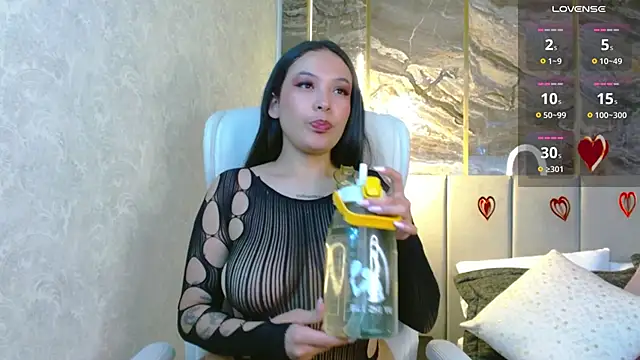 Victoria Collinns online show from 02-24-25, 12:05