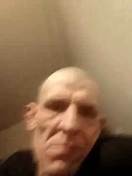 Snapshot of quest9299 chatting on 10-19-25, 01:50 quest9299 online show from 10-19-25, 01:50