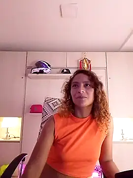 Snapshot of Zoedaniels chatting on 02-28-25, 08:39 Zoedaniels online show from 02-28-25, 08:39