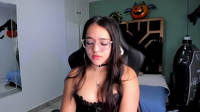 Snapshot of Billie_Jhonson_ chatting on 10-29-25, 08:10 Billie Jhonson online show from 10-29-25, 08:10