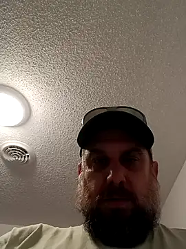 Snapshot of mrcox420 chatting on 02-28-25, 07:48 mrcox420 online show from 02-28-25, 07:48