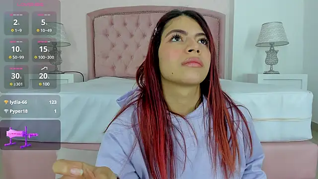 Snapshot of Kendall__Fox chatting on 02-20-25, 11:42 Kendall Fox online show from 02-20-25, 11:42