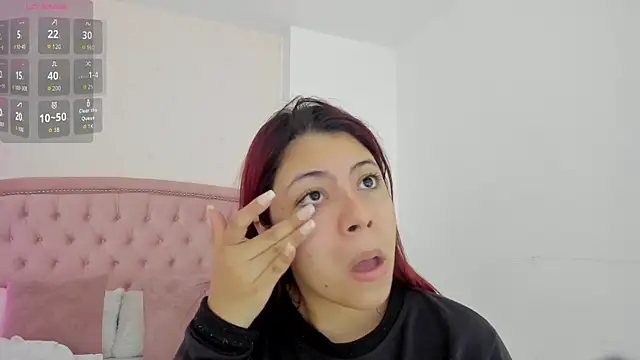 Snapshot of Kendall__Fox chatting on 11-15-25, 06:44 Kendall Fox online show from 11-15-25, 06:44