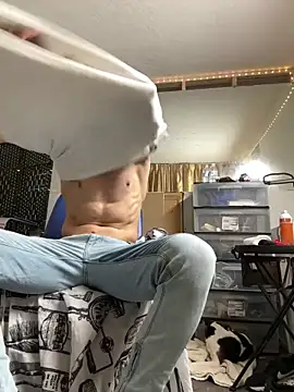 sexyhotstud12 online show from 02-10-25, 12:41