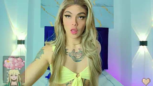 Snapshot of REBECA_VALENTINE chatting on 02-11-25, 11:33 REBECA VALENTINE online show from 02-11-25, 11:33