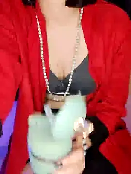 Snapshot of Aapsara_ chatting on 01-28-25, 07:53 Aapsara online show from 01-28-25, 07:53