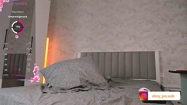 Shiny Jennifer online show from 02-20-26, 05:02