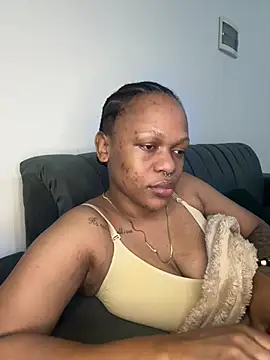 Boneca25 online show from 05-27-26, 10:18