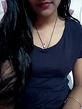 Snapshot of Tanu-00 chatting on 10-28-25, 04:53 Tanu-00 online show from 10-28-25, 04:53