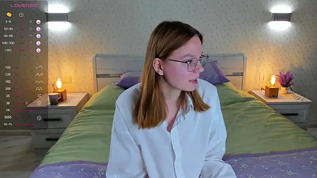 Snapshot of ElvinaBestwick chatting on 03-07-25, 06:22 ElvinaBestwick online show from 03-07-25, 06:22