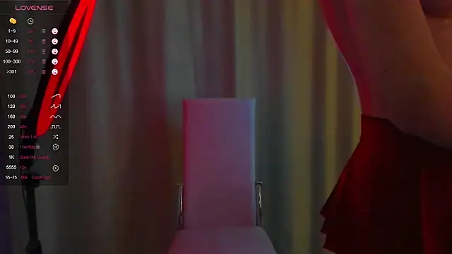 Snapshot of ElvinaBestwick chatting on 03-12-25, 03:18 ElvinaBestwick online show from 03-12-25, 03:18