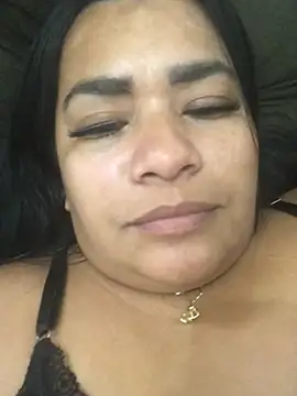 indiazinha69  online show from 04-18-26, 09:26
