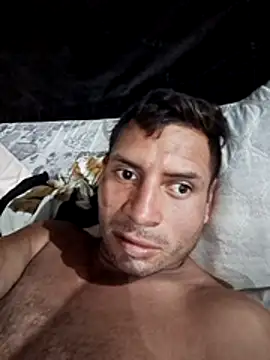 Snapshot of Mauricio2507 chatting on 07-15-26, 11:54 Mauricio2507 online show from 07-15-26, 11:54