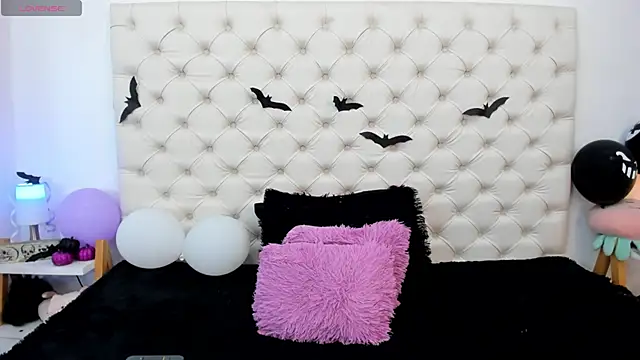 esmeralda06 online show from 10-15-25, 03:01