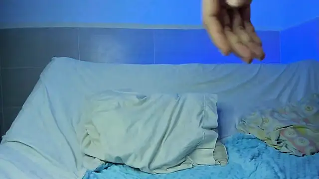 Ximena  1 online show from 03-08-25, 12:09