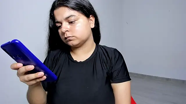 Snapshot of Little_Shaara chatting on 03-20-25, 07:46 Little Shaara online show from 03-20-25, 07:46