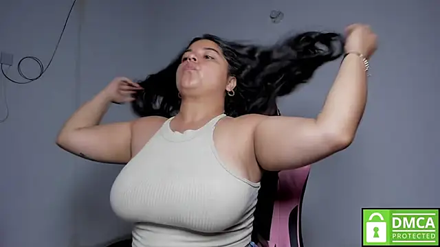 Snapshot of Little_Shaara chatting on 09-20-25, 08:26 Little Shaara online show from 09-20-25, 08:26