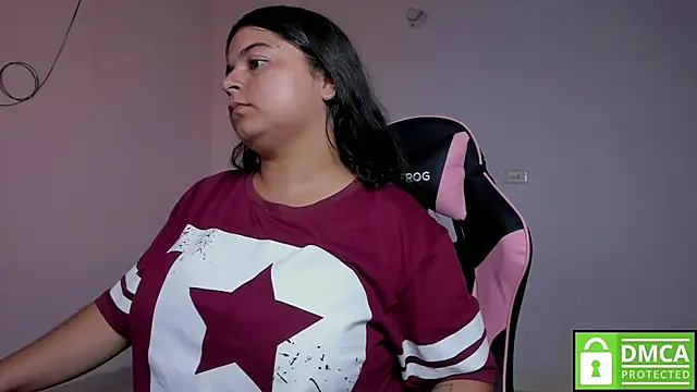 Snapshot of Little_Shaara chatting on 09-30-25, 08:58 Little Shaara online show from 09-30-25, 08:58