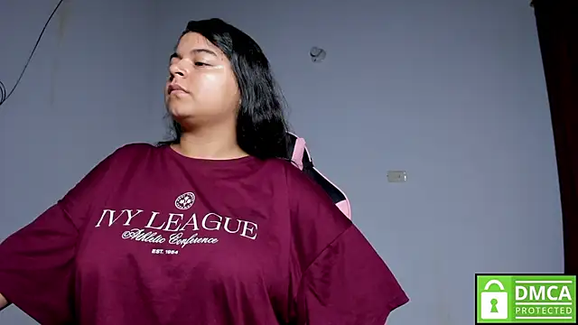 Snapshot of Little_Shaara chatting on 11-05-25, 08:36 Little Shaara online show from 11-05-25, 08:36