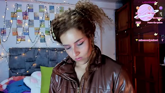 Isangel  online show from 02-15-26, 08:02