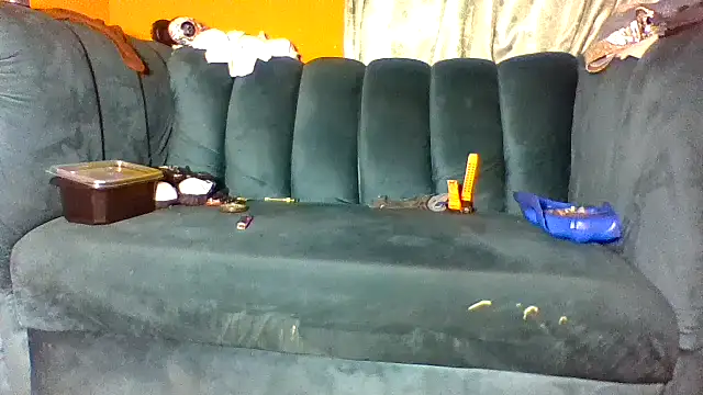 Snapshot of philippiano33 chatting on 11-19-25, 06:35 philippiano33 online show from 11-19-25, 06:35