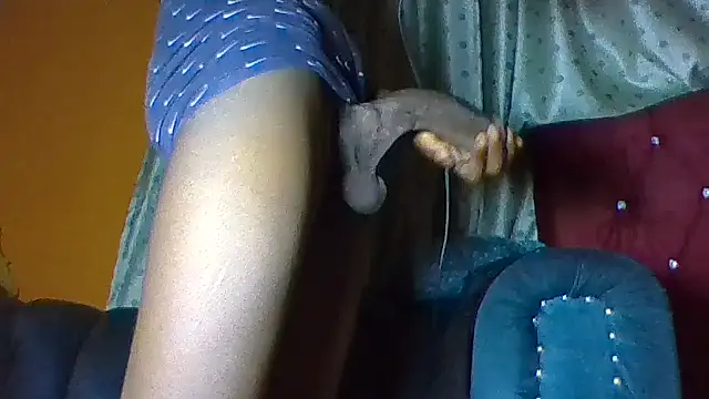 Snapshot of philippiano33 chatting on 12-04-25, 06:16 philippiano33 online show from 12-04-25, 06:16