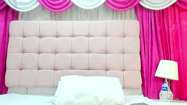 Snapshot of CanelaDevil_ chatting on 09-29-25, 08:13 CanelaDevil online show from 09-29-25, 08:13