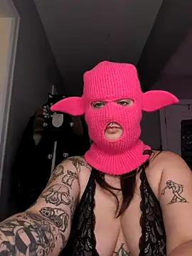 Snapshot of goblingirl888 chatting on 09-12-25, 06:13 goblingirl888 online show from 09-12-25, 06:13