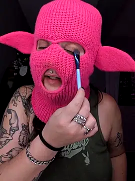 Snapshot of goblingirl888 chatting on 09-13-25, 06:35 goblingirl888 online show from 09-13-25, 06:35