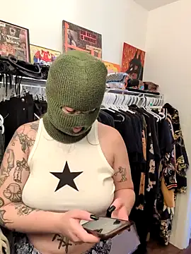 Snapshot of goblingirl888 chatting on 10-02-25, 06:31 goblingirl888 online show from 10-02-25, 06:31