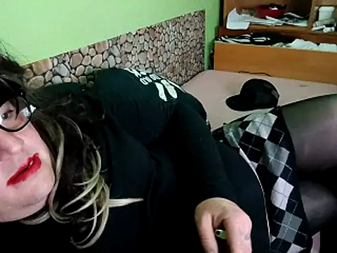 Adrianka online show from 04-21-26, 01:29