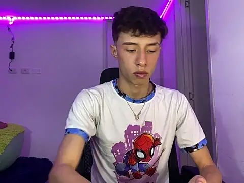 Snapshot of Juanmres chatting on 09-13-25, 09:25 Juanmres online show from 09-13-25, 09:25