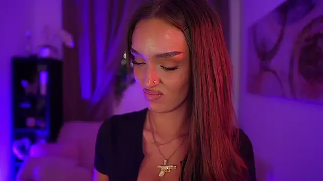 Clara Nia online show from 09-21-25, 06:53