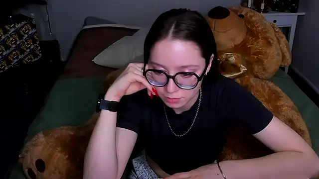 Snapshot of Alikka_Shykitty chatting on 01-28-25, 09:30 Alikka Shykitty online show from 01-28-25, 09:30