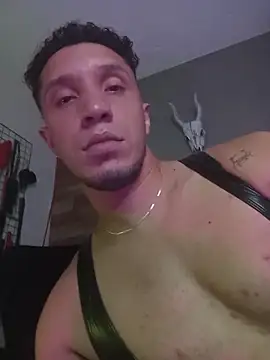 AngeloColleen online show from 12-05-25, 05:31