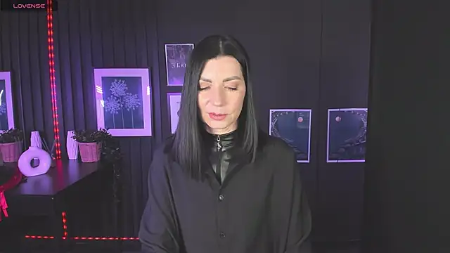 Snapshot of MonicaCheerful chatting on 02-15-25, 03:50 MonicaCheerful online show from 02-15-25, 03:50